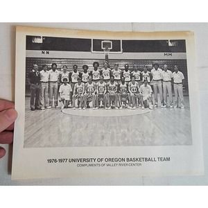 Vintage 1970s‎ University of Oregon Ducks Basketball Team Picture 1976 1977 70s